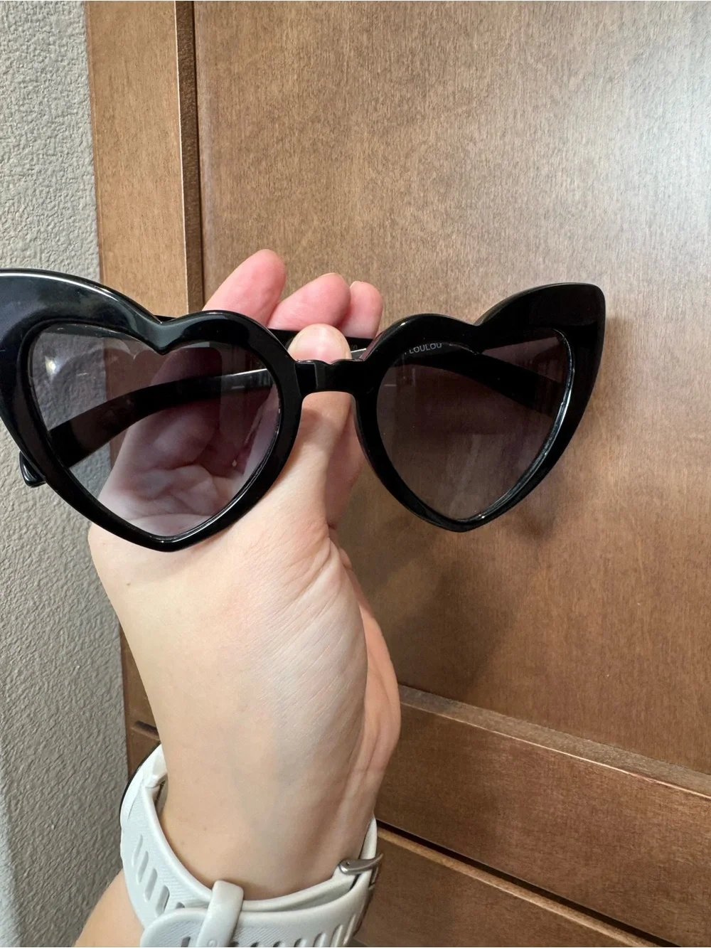 Saint Laurent SL181 LOULOU 008 Heart Sunglasses Black Frame Gray Gradient VGUC